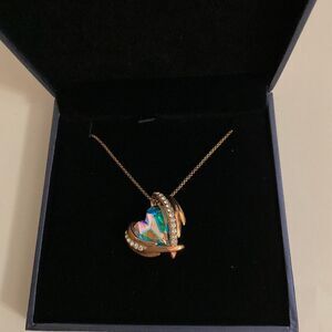 Multicoloured heart necklace with crystals